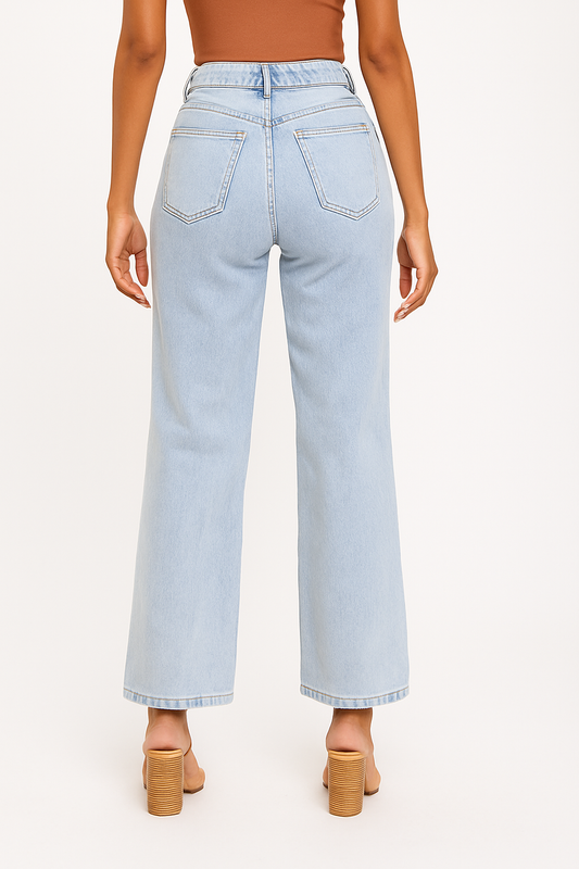 Ripped Slimming Jeans for Women – High Waist Stretch Denim for a Flattering Fit