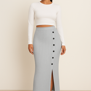 ChicCurve Button-Slit Skirt – Elegant, Flattering & Trendy