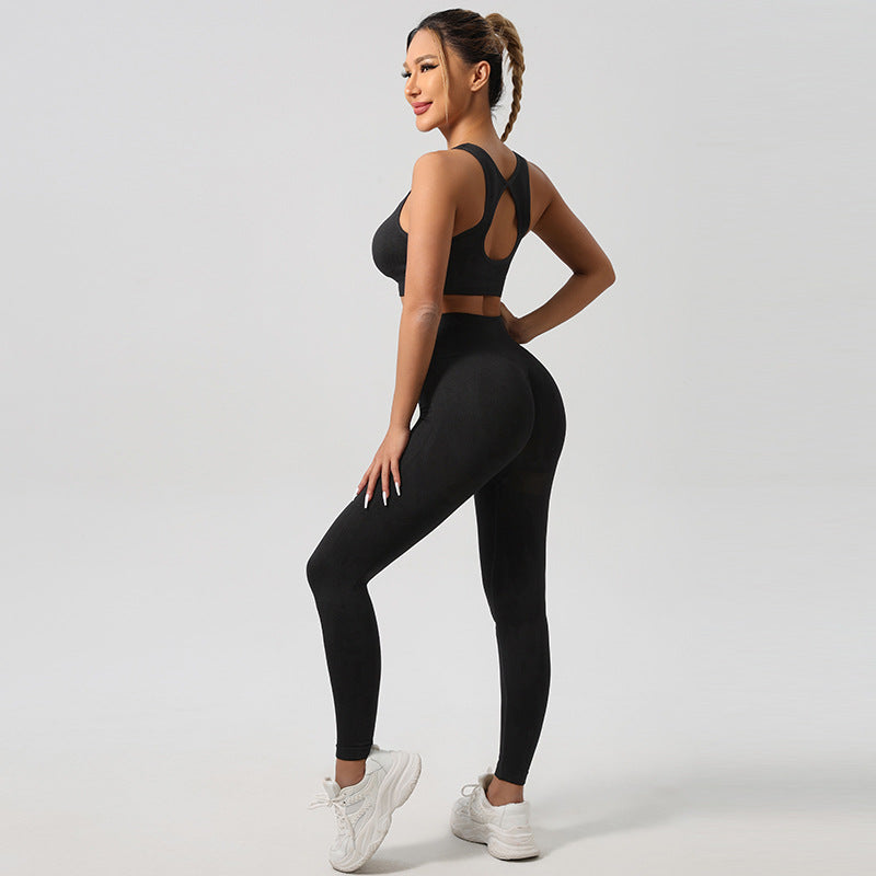 Women's Nylon Yoga Suit – Moisture-Wicking, Backless Design Activewear Set